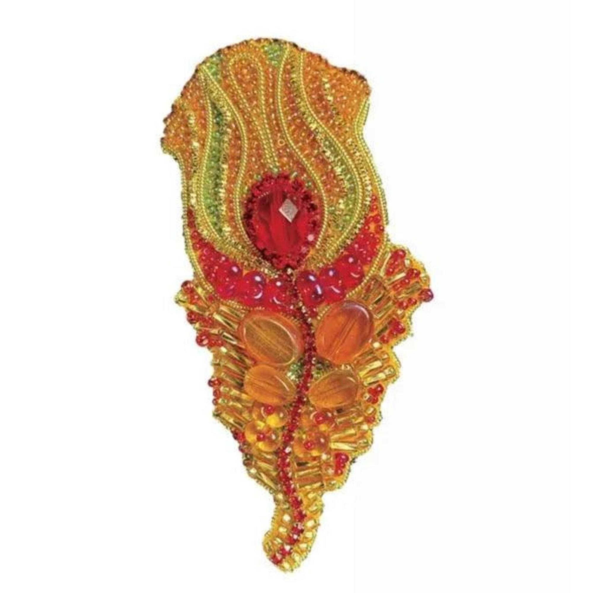 Charivna Mit Symbol of Happiness Brooch Crystal Art Beadwork Kit